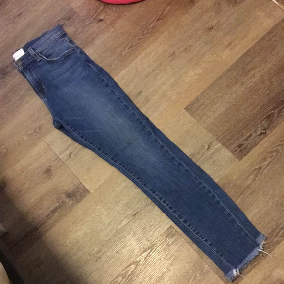Current Elliott stretchy skinny jeans 26 - Picture 3 of 9